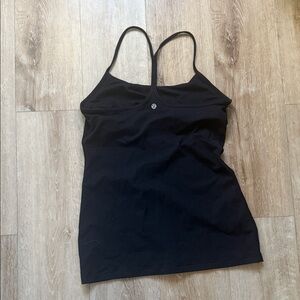 Lululemon y tank